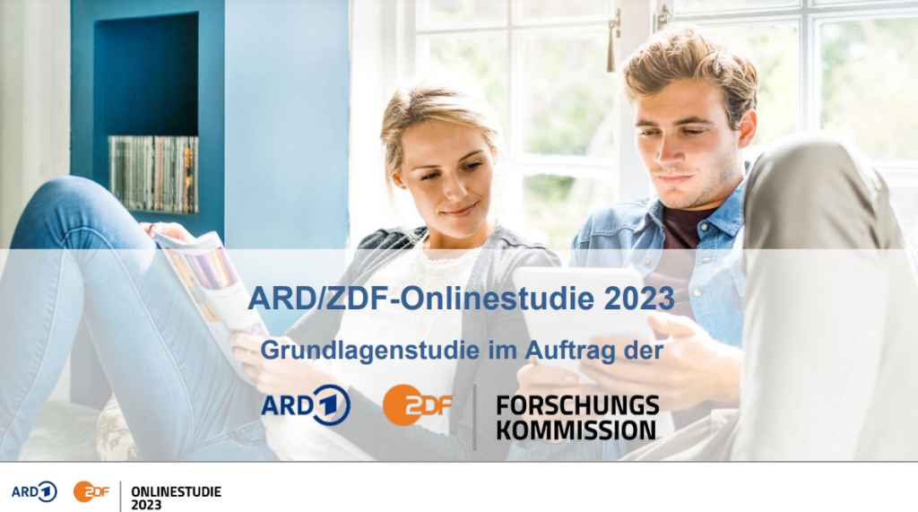 In der Onlinestudie von ARD und ZDF wurden 2.000 Personen in einem Zeitraum vom 05. März bis 09. April 2023 befragt. Die Methodik umfasste eine Zufallsstichprobe nach ADM-Grundlagen, bestehend aus einer Telefon-Stichprobe (60%) und einer Online-Stichprobe (40%).