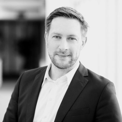 André Pechmann: Die kommenden Monate sind für den Einsatz von KI und KI-Agenten entscheidend. Es werden immer wieder neue Funktionen veröffentlicht, wie beispielsweise die neuen Copilot Tasks: Microsoft 365 Copilot kann damit verschiedenste Programme auf dem PC selbstständig bedienen, um bestimmte Aufgaben zu festgelegten Uhrzeiten auszuführen. Das ist nur ein Beispiel dafür, dass KI ab jetzt immer autonomer handelt, und das ist der große Trend.
